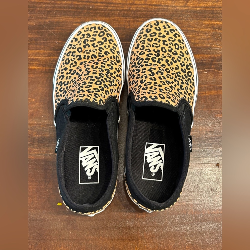 Vans Size Cheetah Print Size 8